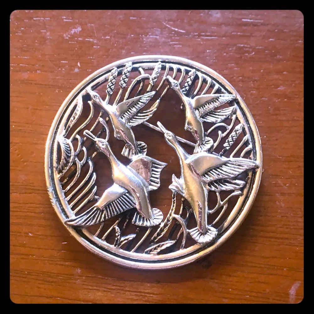 Vintage Jewelry | Sarah Coventry Brooch Pin